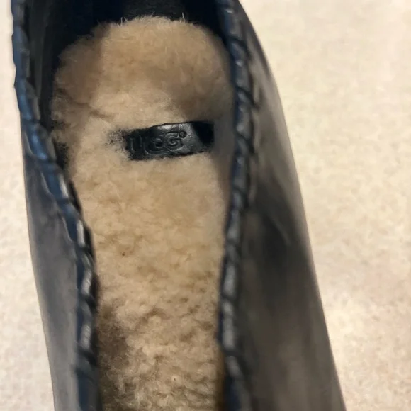 UGG Leather Jamison Black Platform Ankle Bootie Heels Sheepskin Lined Size 5.5 - Picture 6 of 14